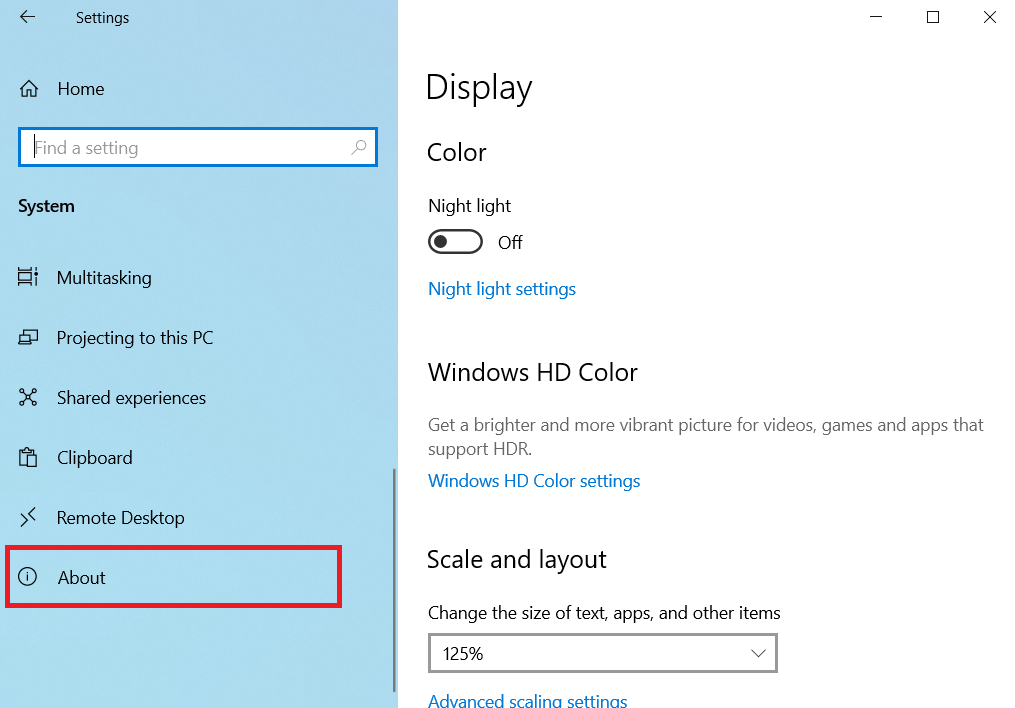 ۵- باز شدن پنجره Display، اسکرول به پایین و کلیک بر روی About باز شدن پنجره Display، اسکرول به پایین و کلیک بر روی About