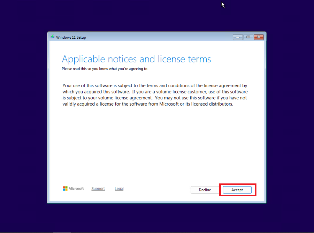 24- پنجره شرایط نصب ویندوز 11 و انتخاب گزینه Accept